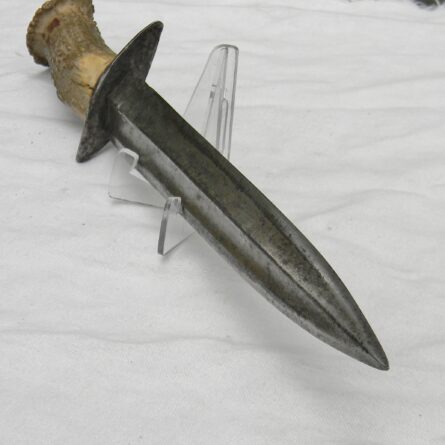 WW2 sword blade fighting dagger