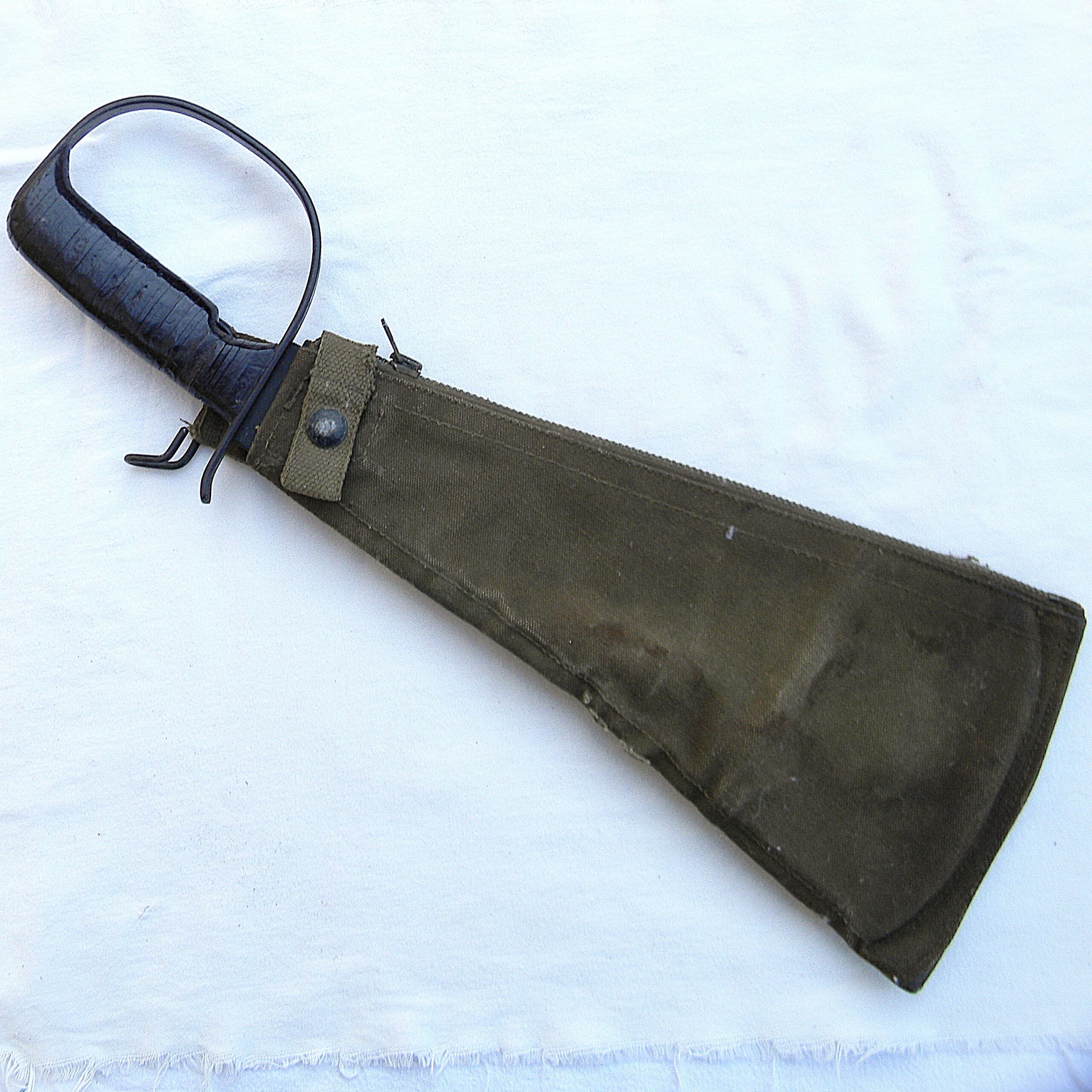 WW2 US Woodmans Pal Survival Machete