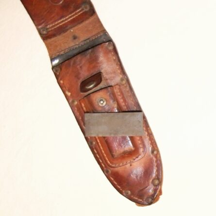 Early Vietnam War USAF 1958-1959 CAMILLUS 6-in blade Jet Pilot Knife; original leather scabbard, honing stone - Image 4