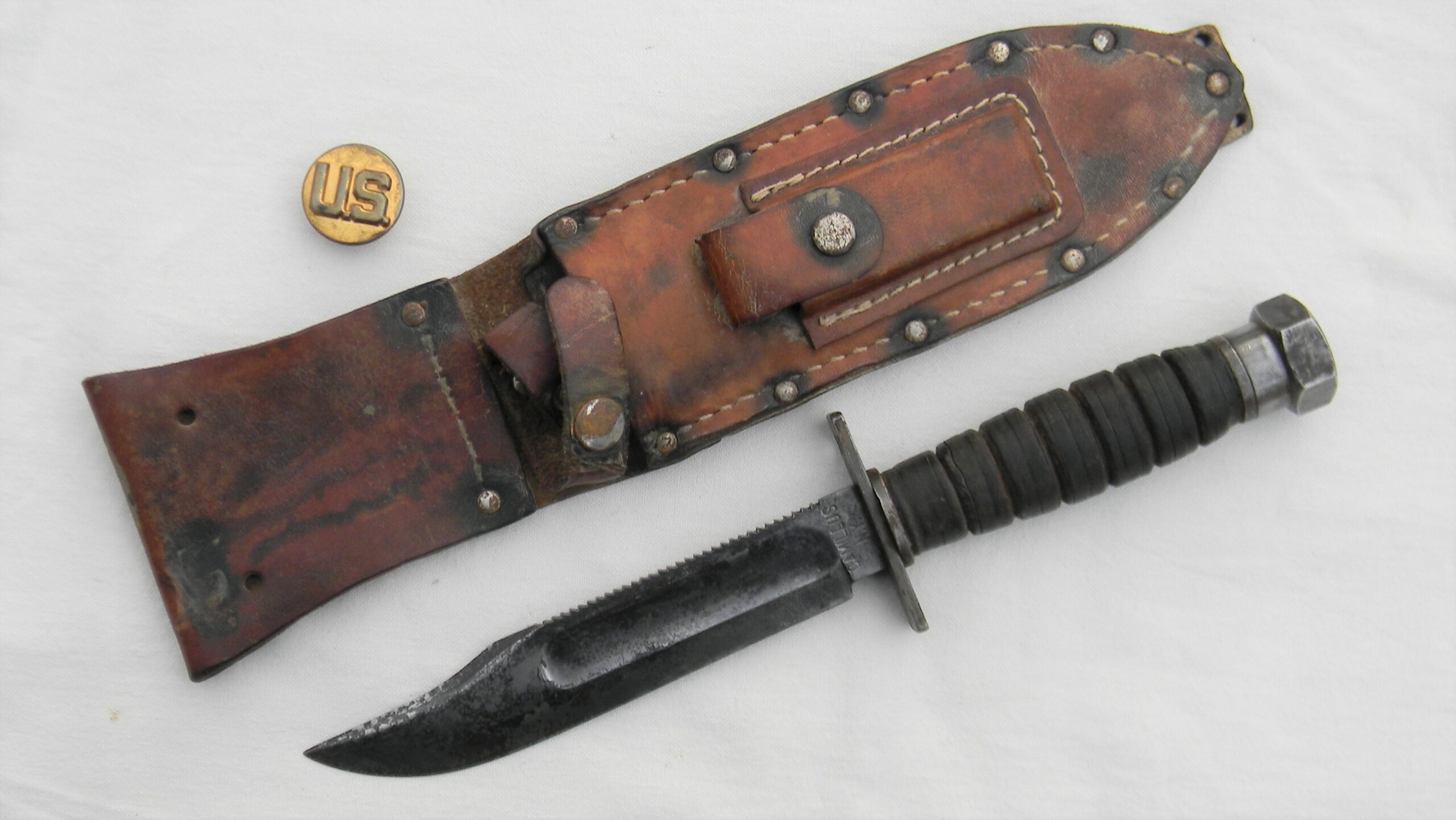 Vietnam War Camillus 6inch Jet Pilot Knife, orig scabbard & stone