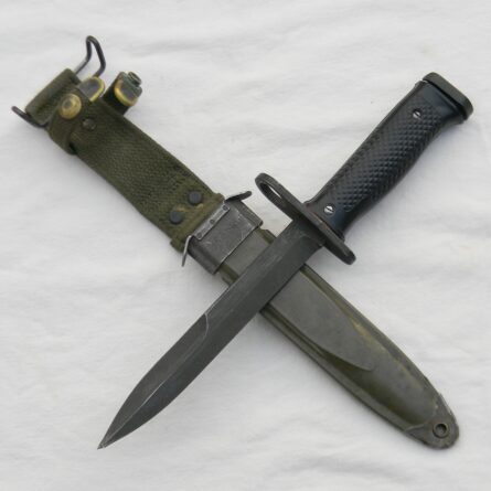 Vietnam War US fighting knife