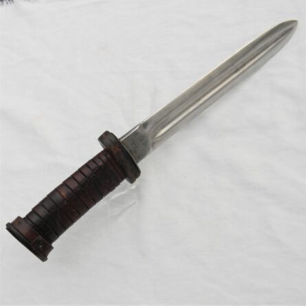 WW2 fighting dagger M1913 Patton Sword