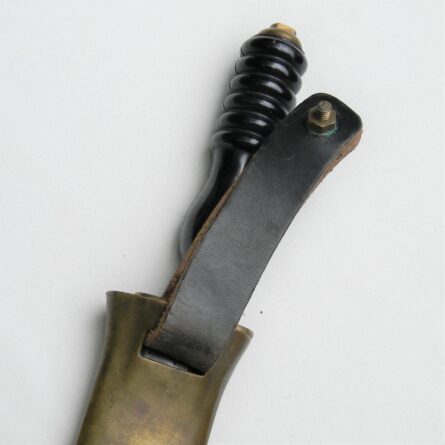 WW2 era British Royal Navy diving knife manufactured by Siebe Gorman, original brass scabbard - Image 4