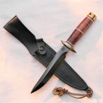 SOG Recon Bowie fighting knife