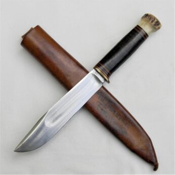 Vintage MARBLES 1911-1919 IDEAL knife, half-hilt 5.75" blade, stag pommel, original pre-WW1 tubular leather sheath; EXCELLENT condition