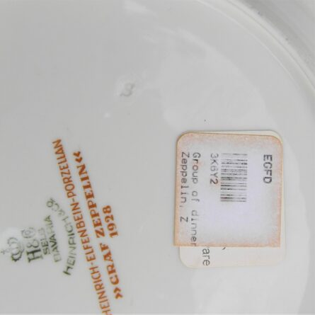 Rare original 1928 GRAF ZEPPELIN airship gold-trimmed 8-inch porcelain dinner plate made by Heinrich & Co in Bavaria, Germany, "small LZ logo" type; EXCELLENT - Image 7