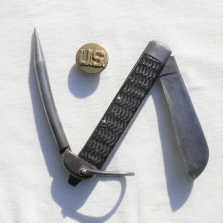 WW2 CAMILLUS marlin spike knife USN M7085