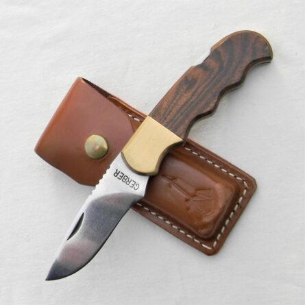 Gerber Magnum Folding Hunter knife