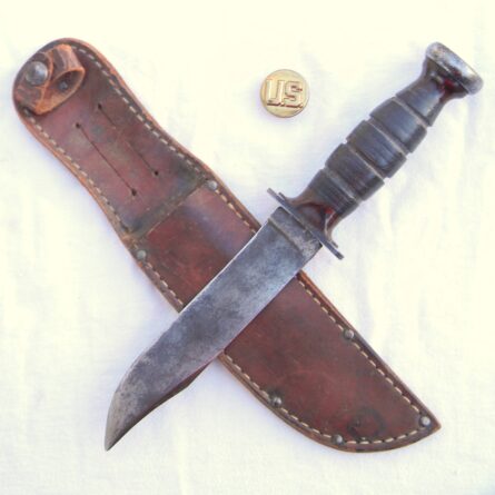 WW2 KA-BAR Parkerized Commando fighting knife