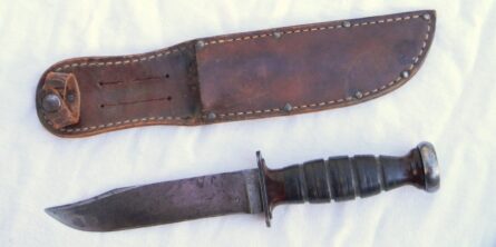 WW2 KA-BAR Parkerized Commando fighting knife