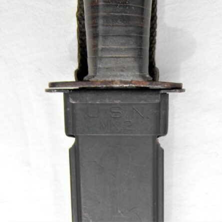 USA WW2 era Ka-Bar USN Underwater Demolitions Teams (UDT) fighting knife, original NORD scabbard; rare type - Image 4