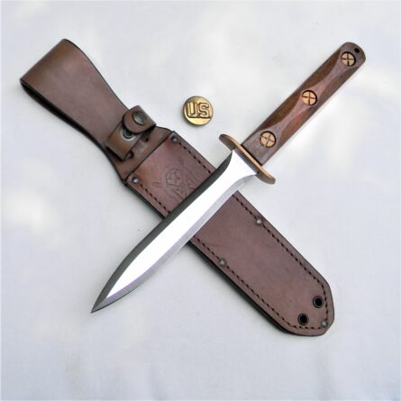 Ka-Bar Ek Commando EK13 fighting knife