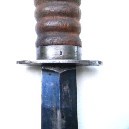 WW1-WW2 Dutch M1915 Stormdolk fighting dagger