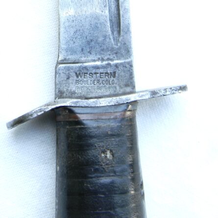 WW2 rare US Western Cutlery L77 Commando fighting knife, aluminum pommel/iron guard type, original leather scabbard - Image 8