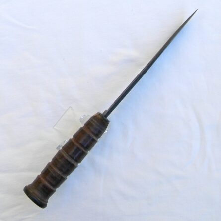 WW2 Camillus USN MK2 fighting knife, 1944 NORD scabbard