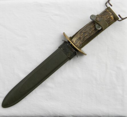 WW2 theater fighting dagger