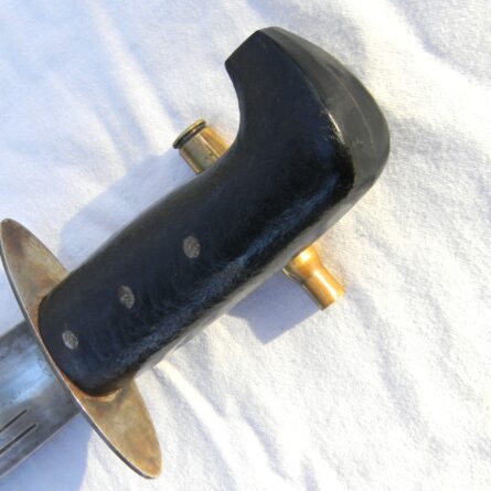 WW2 era Western Cutlery V44 Pilot Survival/Fighting Knife, original leather scabbard; RARE - Image 9