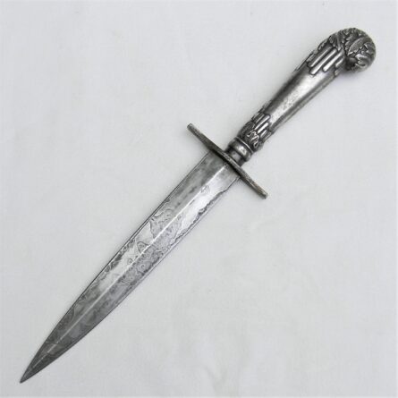 WW2 British fighting dagger