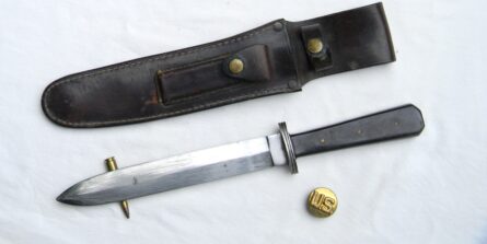 Vietnam War era fighting dagger