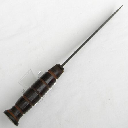 WW2/Korean War era Ka-Bar USN MK2 fighting knife, guard-marked type, SIGNED original NORD scabbard; rare unused - Image 10