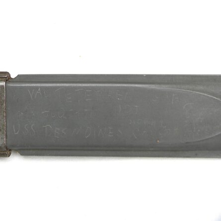 WW2/Korean War era Ka-Bar USN MK2 fighting knife, guard-marked type, SIGNED original NORD scabbard; rare unused - Image 6