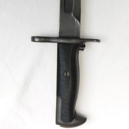 USA WW2 Oneida Ltd (OL) 16-in blade M1905 bayonet dated 1942, MK1 composition scabbard; uncut blade in excellent condition; rare maker - Image 10