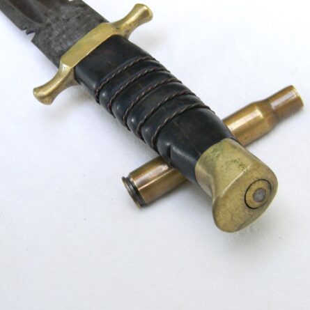 WW2 era Iranian-made fighting dagger, made in Iran during Allied occupation; dated 1945; rare type - Image 8