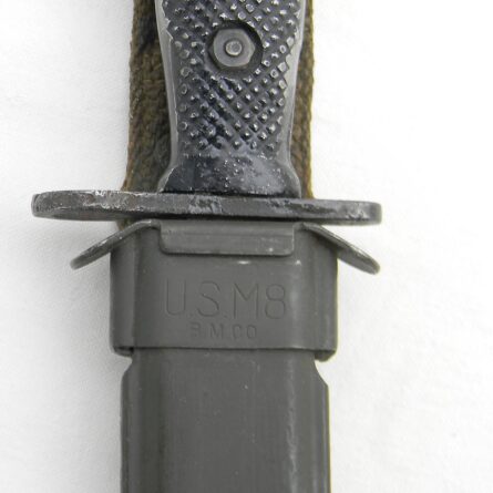 WW2 era Camillus M4 bayonet for M1 carabine, rare aluminum handle retrofit type, original M8 scabbard - Image 3