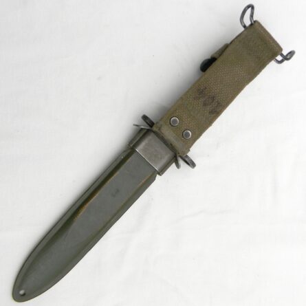 USA WW2 era IMPERIAL M4 bayonet for M1 carabine, original M8 composition scabbard - Image 4