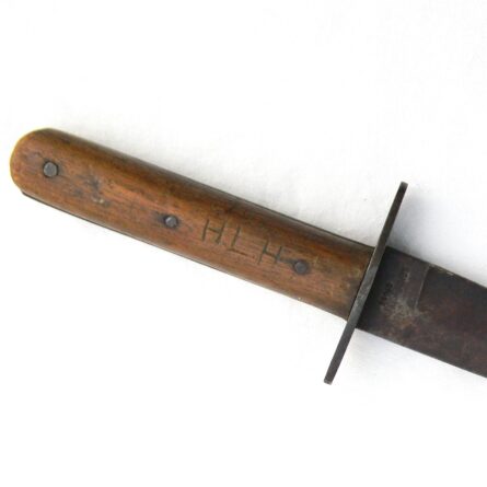 Austro-Hungarian Empire WW1 era M1917 Sturmmesser fighting knife made by Komporday Hugo Stósz, Hungary, original scabbard & belt hanger; rare - Image 9