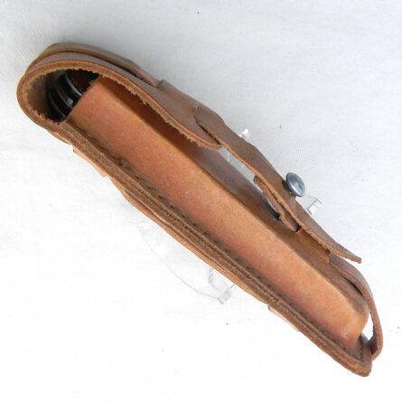 GERMANY WW2 era soldier's multi-tool pocket knife (Soldatenmesser), red Bakelite handle, original sheath; scarce - Image 2