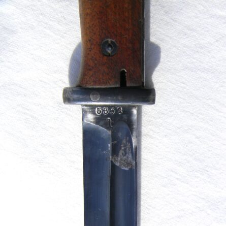 GERMANY pre-WW2 manufacture K98 bayonet made by Jetter & Scheerer, Tuttlingen (J. Sch.) dated 1937; original scabbard, leather frog; wood grips; rare maker - Image 7