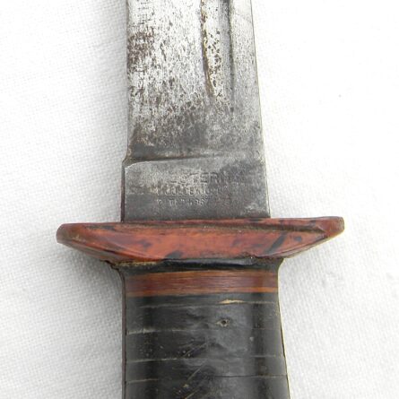 USA WW2 era Western Cutlery L77 Commando fighting knife, scarce all-Bakelite fittings type, hand-made "theater" scabbard - Image 8