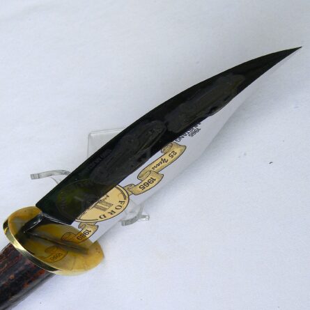 Aurum Etchings, USA rare 1989 Ford Mustang commemorative knife, 24K gold etched blade, sambar stag handle, sheath - Image 7