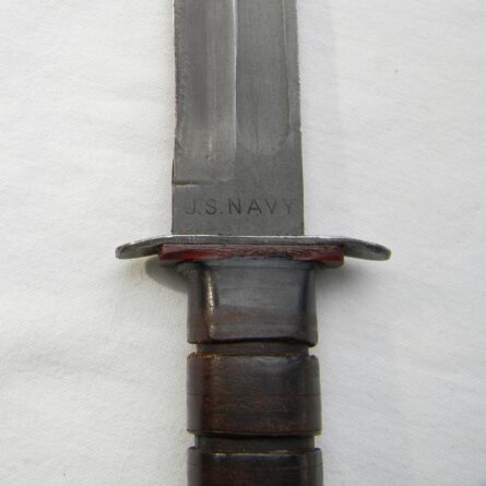 Rare early WW2 “red spacer” PAL Cutlery USN US Navy MK2 fighting knife, orig GI-initialed U.S.N. leather scabbard; excellent - Image 8
