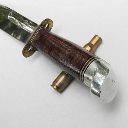 WW2 era Western Cutlery "Baby Shark" USAF Pilot Knife, rare early-issue bronze/aluminum fittings type, original scabbard - Image 11