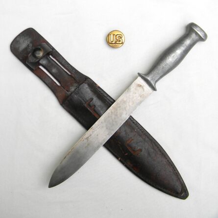WW2 American fighting dagger