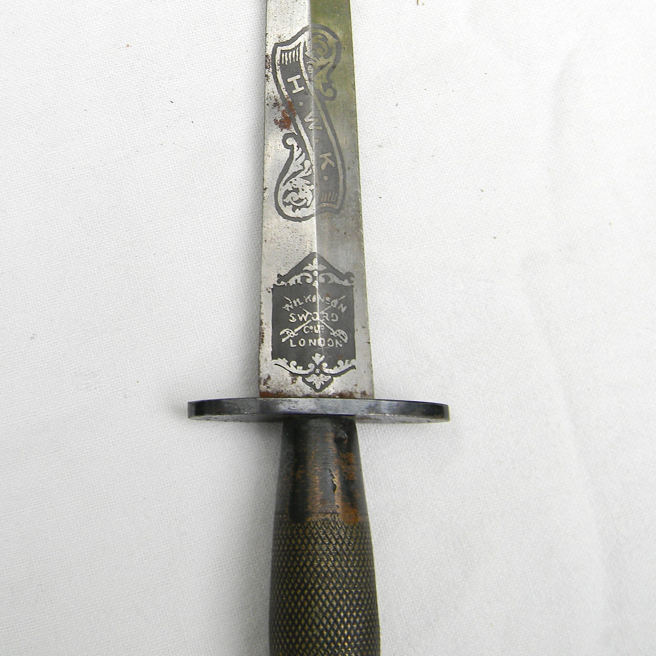 WW2 Wilkinson Sword Fairbairn-Sykes dagger