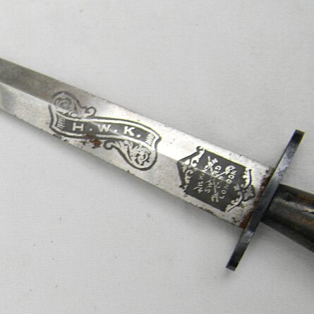 GB WW2 era Wilkinson Sword Fairbairn Sykes 2nd pattern FS fighting dagger, rare initials-etched blade type, correct scabbard; excellent condition - Image 6