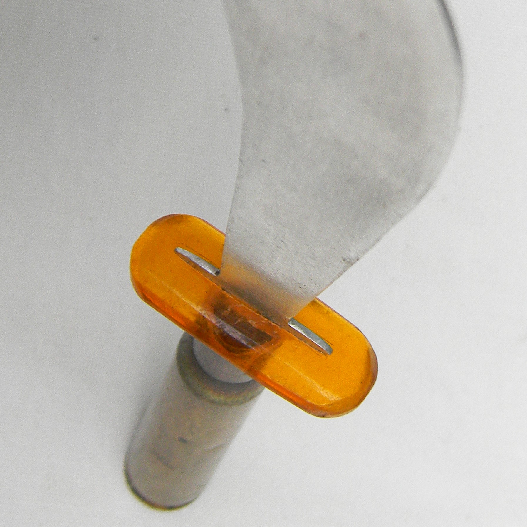 USA WW2 era trench art letter opener made from 30 cal round, aircraft aluminum and Bakelite - Image 4