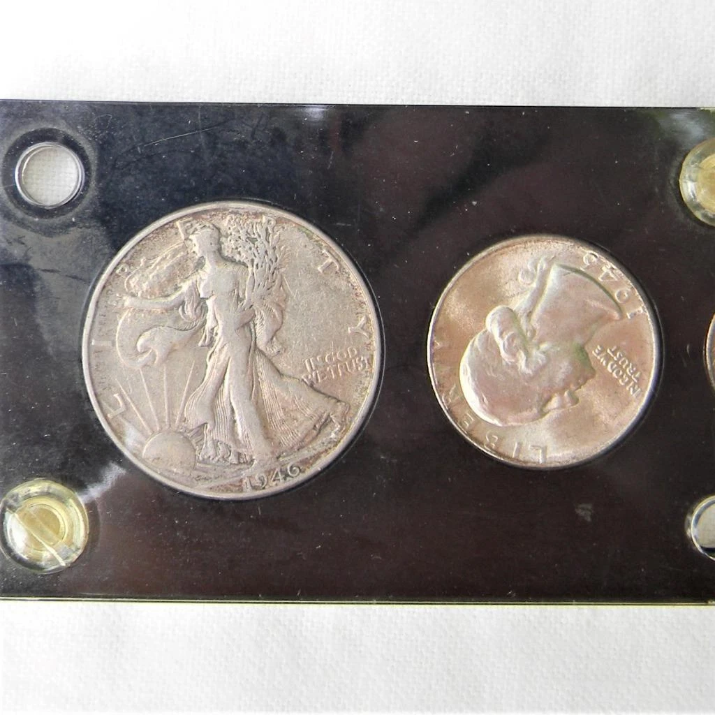 USA 1946 silver 5-coin set in Lucite holder; XF to lustrous UNC - Image 6