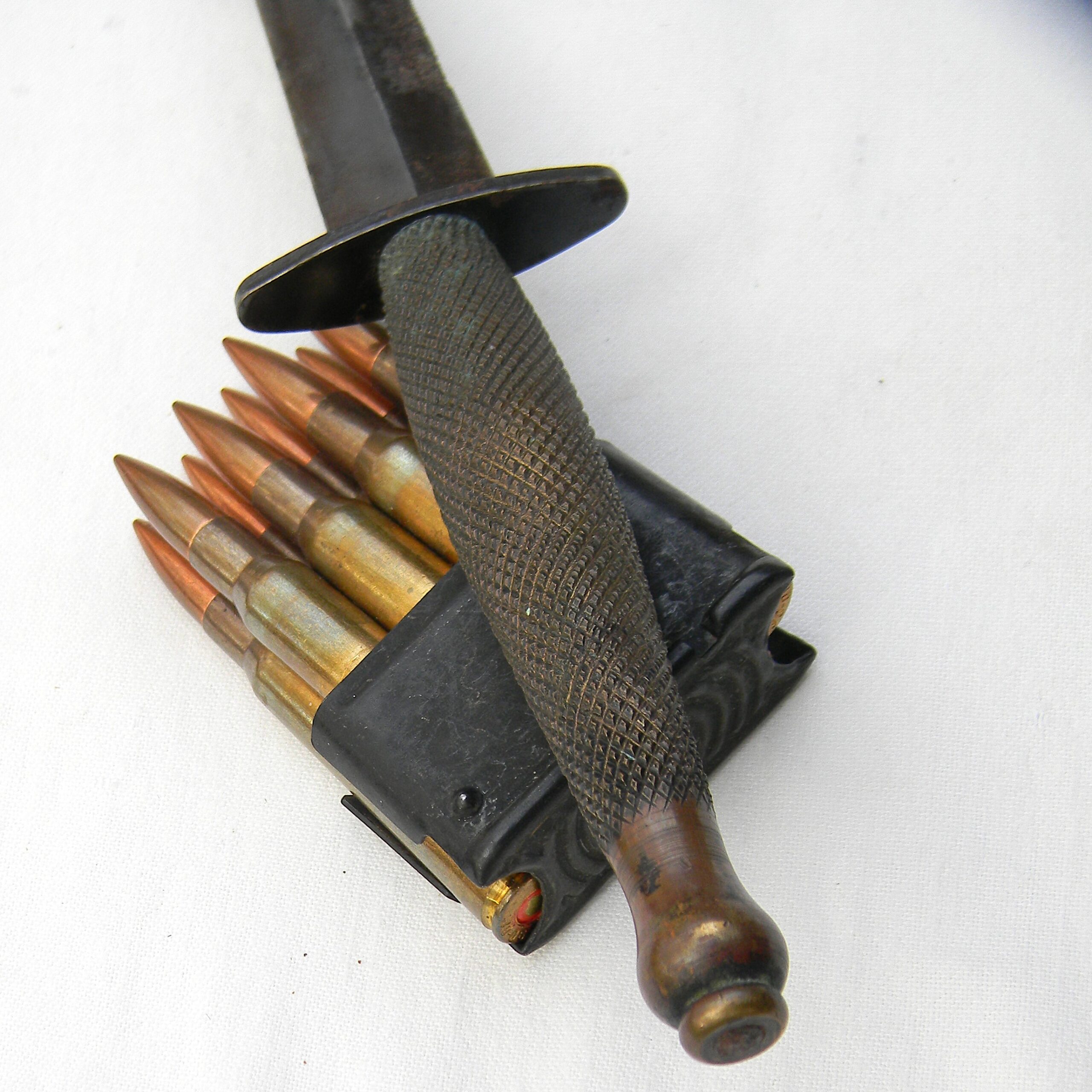 WW2 US OSS stiletto dagger