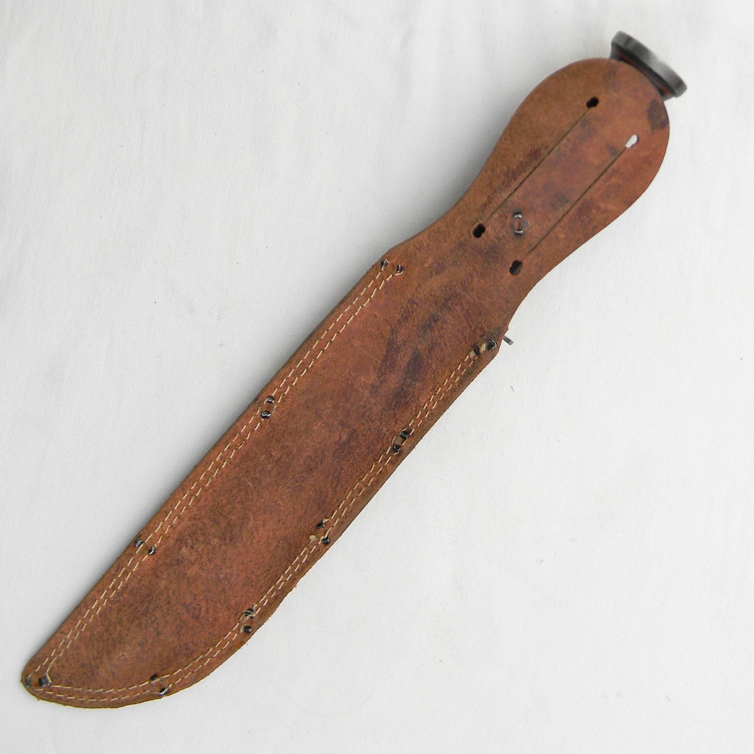 WW2 era Western Cutlery model G46-8 fighting knife, large blued 8" blade, original leather scabbard; great condition - Image 3