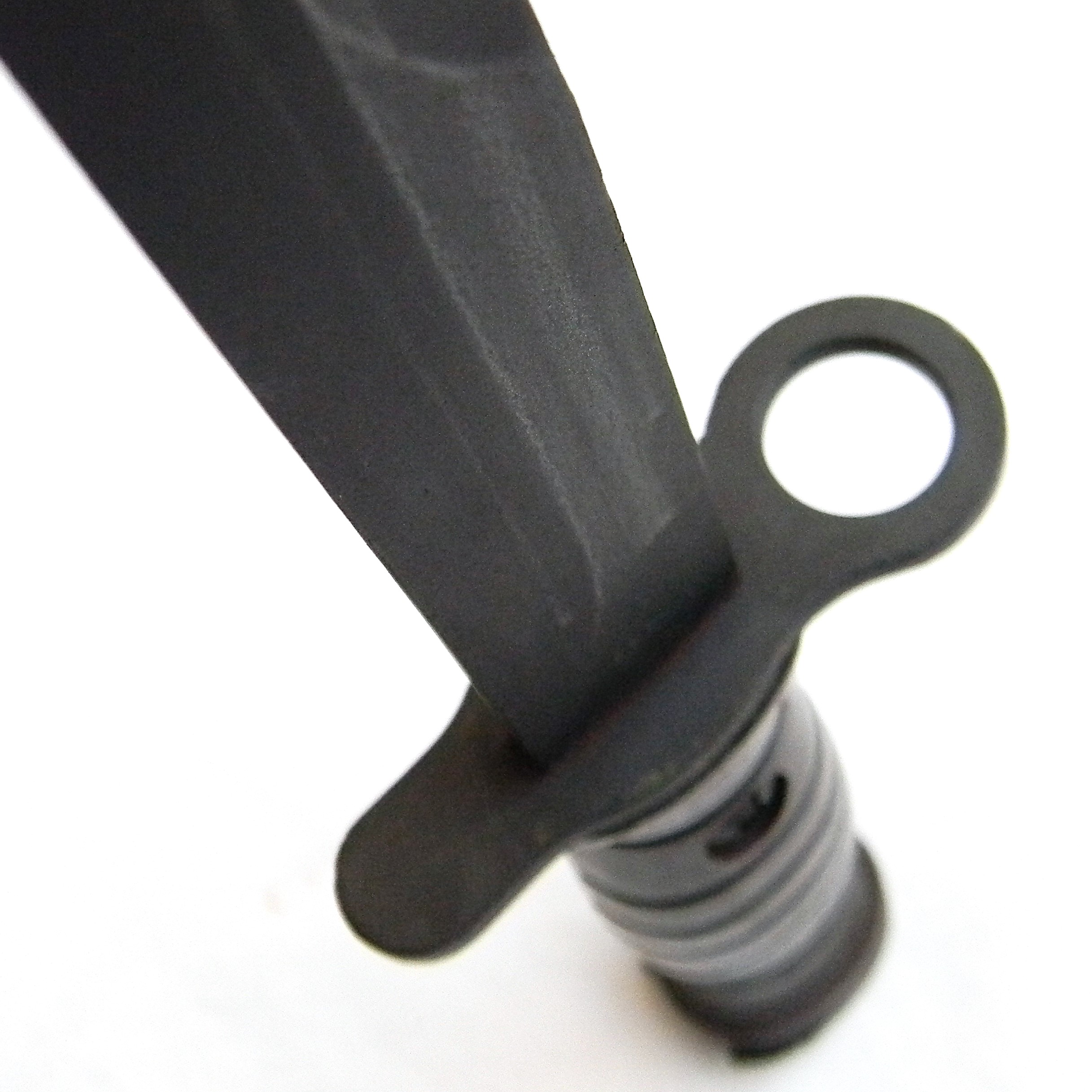 Italy, Cold War era Turin Army Arsenal (A.E.T.) 1955 M4 bayonet for M1 carbine, original scabbard; UNUSED - Image 11