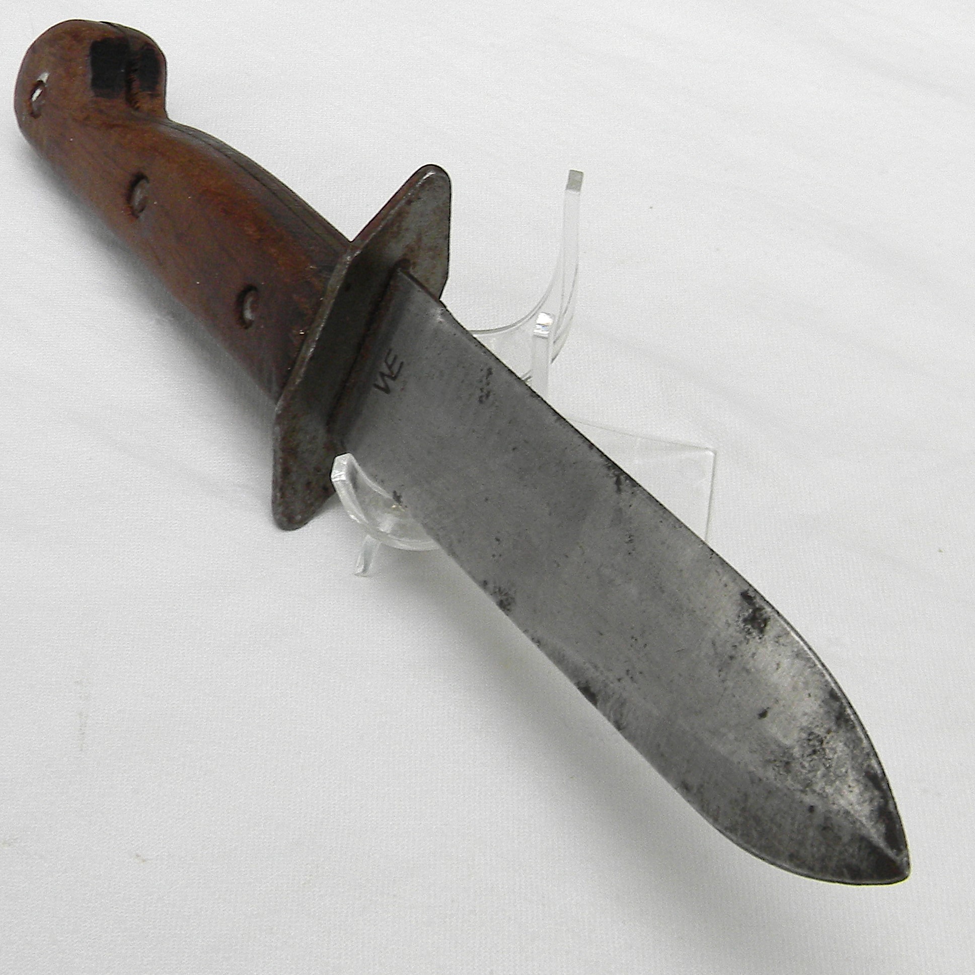 Australia WW2 Whittingslowe Engineering (WE) Australian Commando knife, original 1944 JW Trathen & Co scabbard; rare - Image 13