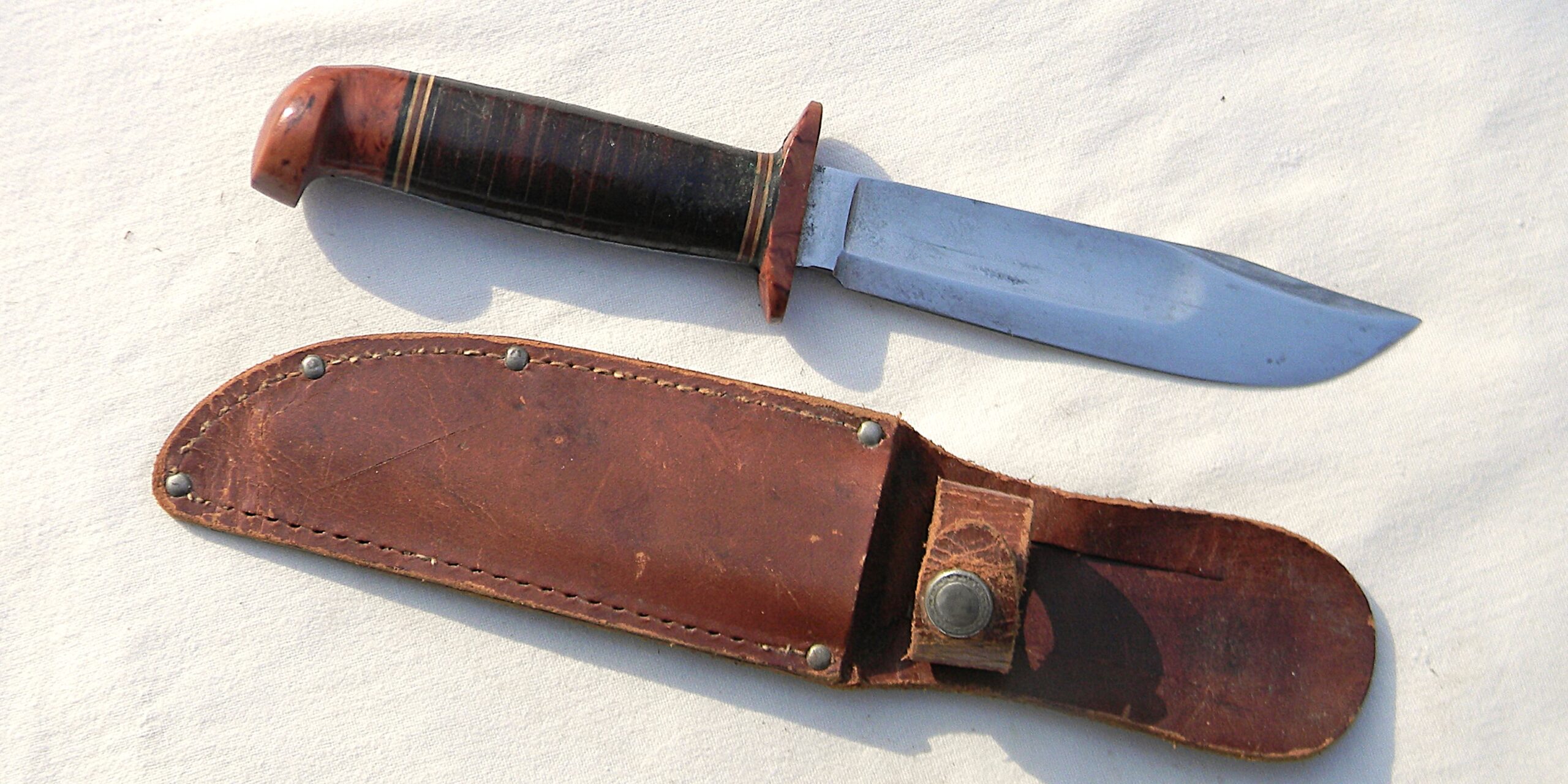 WW2 Western Pilot Knife Baby Shark
