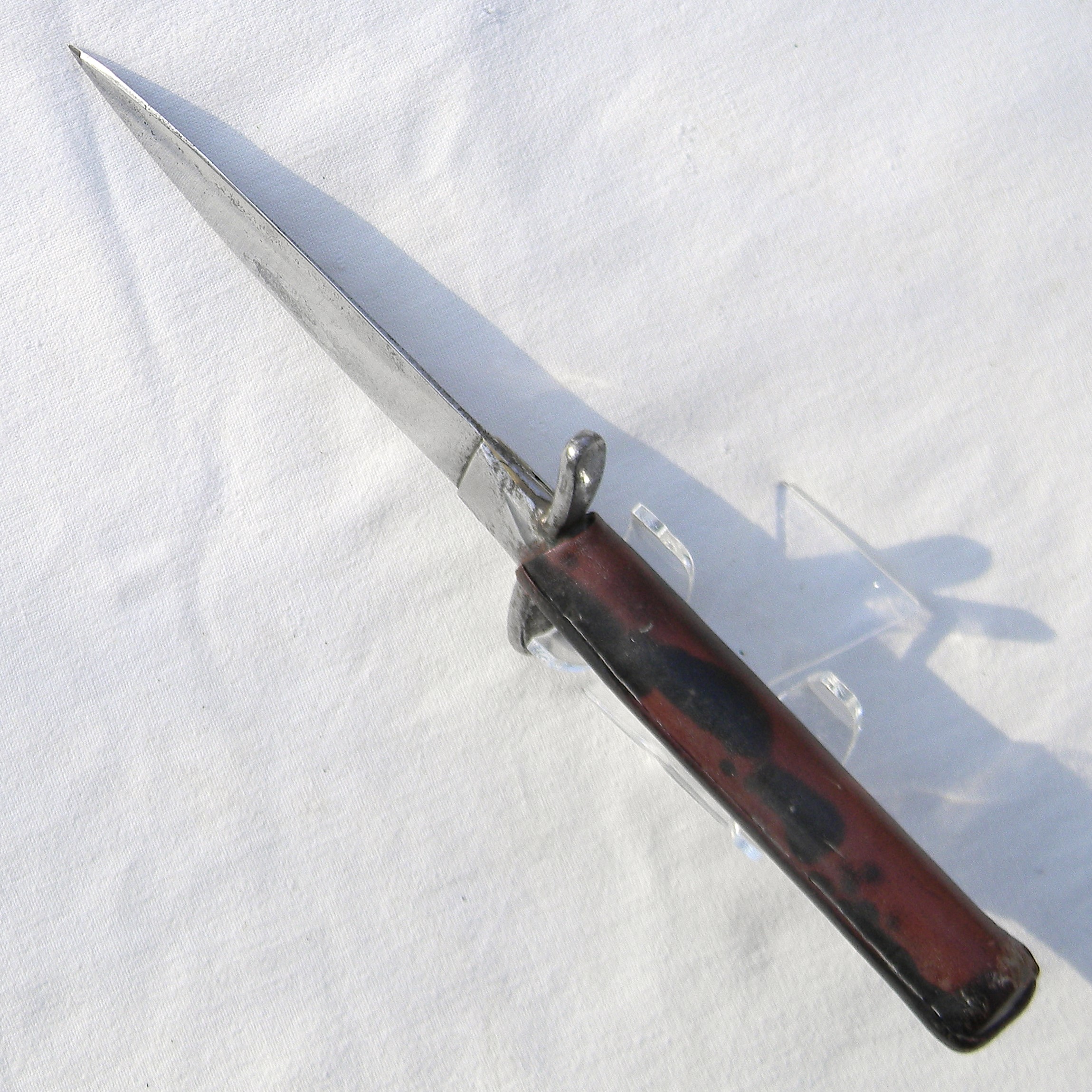 USA WW2 era fighting knife made by Knife Crafters of Philadelphia; original scabbard; rare smaller dagger type - Image 7