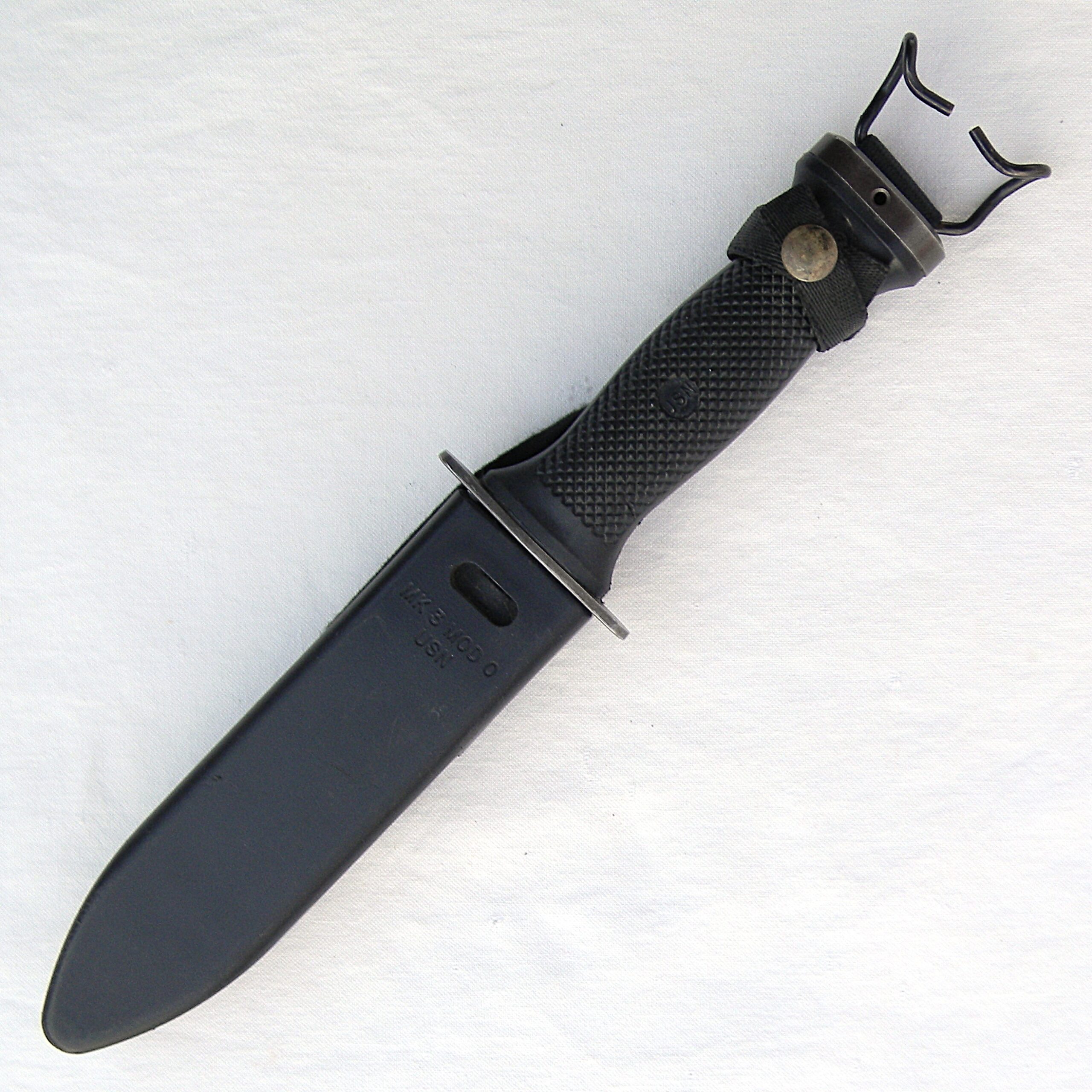 USN issue Ontario MK3 Model 0 dive knife (in service 1975-early 2000s) original scabbard; rare UNUSED - Image 2