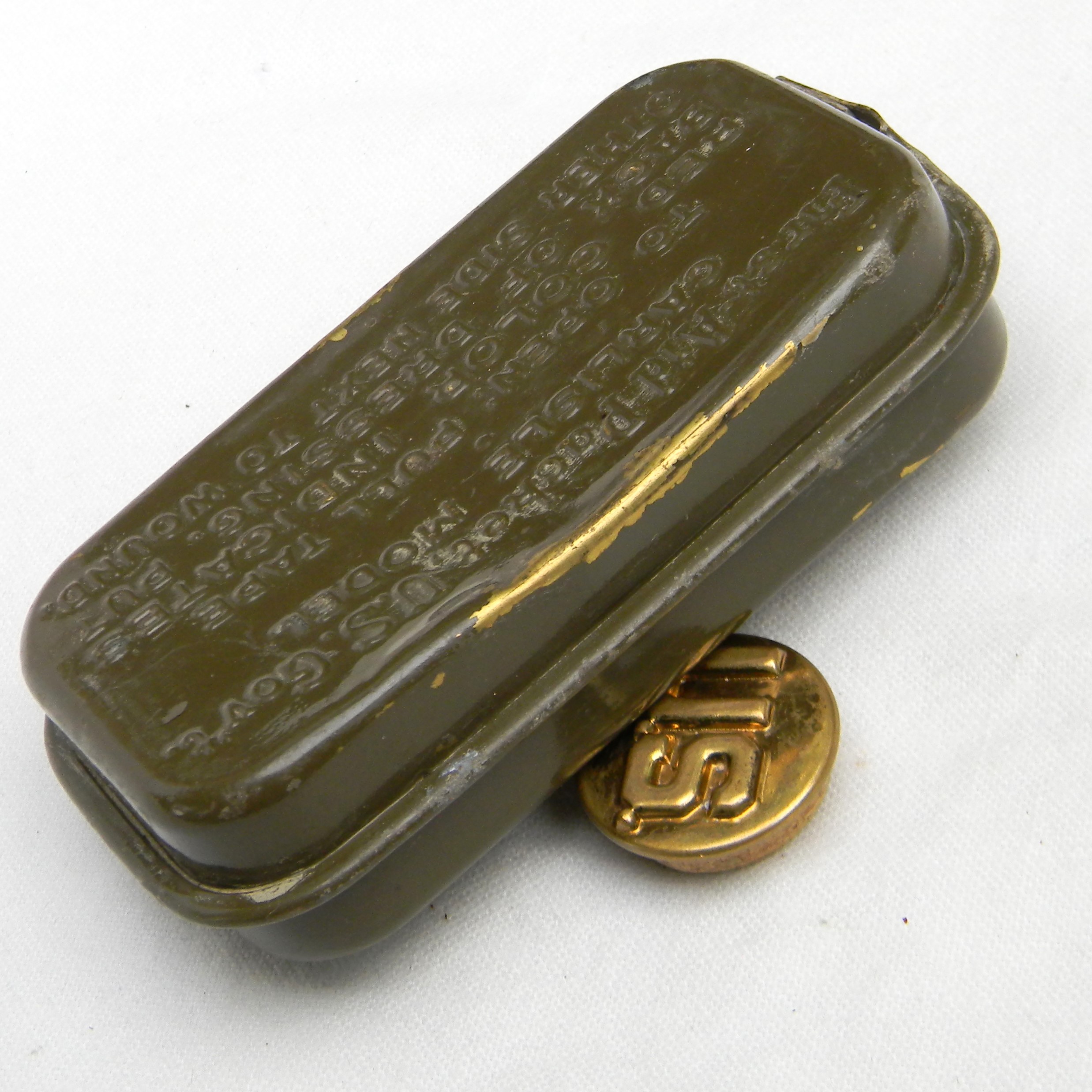 US issue WW2 era Carlisle Model sealed individual first aid pocket in original 1945 E.A. Brown web pouch - Image 12