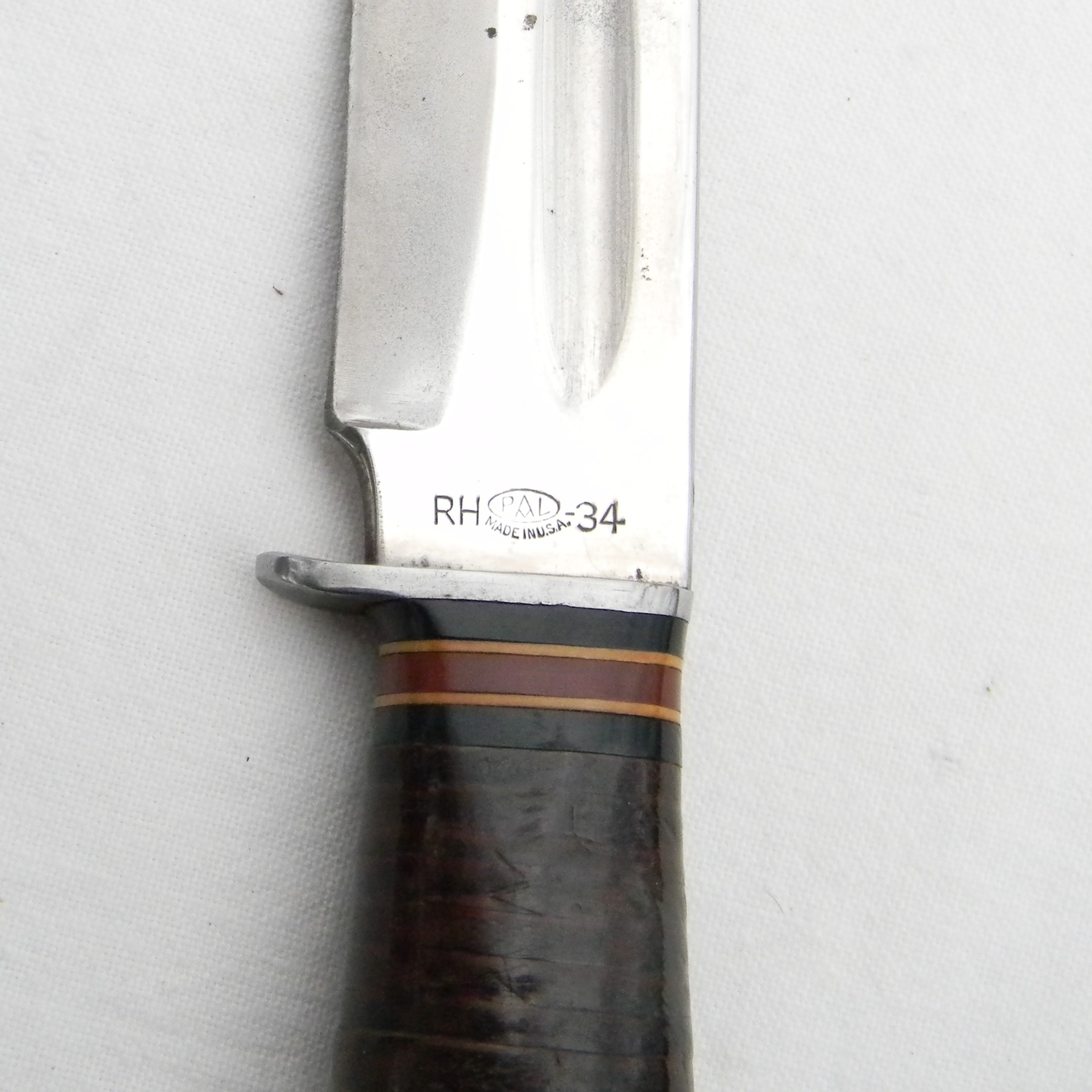 USA WW2 era PAL RH-34 "private purchase" fighting knife, early war aluminum pommel/leather scabbard type - Image 6